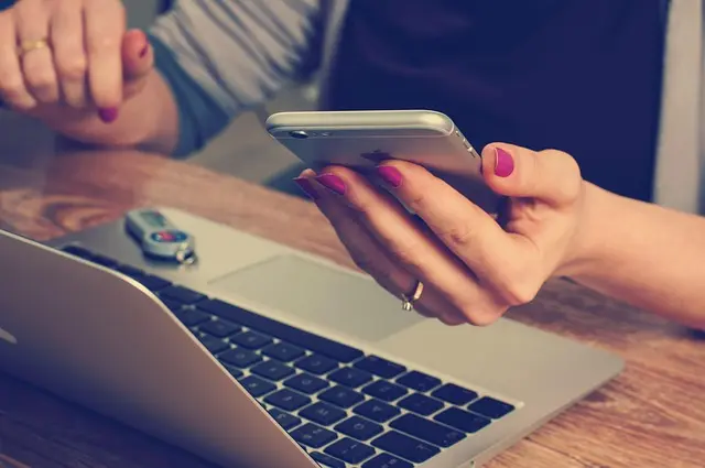 How Emerging AI Features are Transforming Smartphones