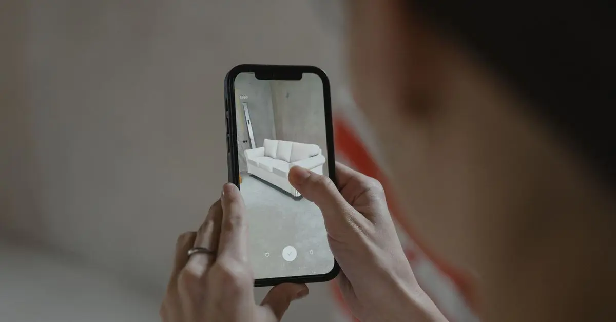 Exploring Augmented Reality on Mobile Phones